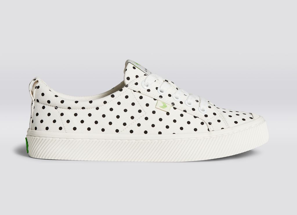 Baskets Cariuma OCA White/Black Polka Dots Homme | EKE-15082088