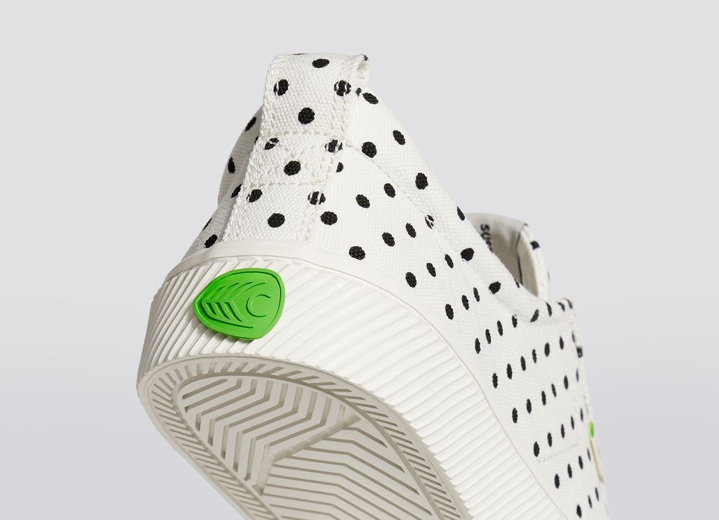 Baskets Cariuma OCA White/Black Polka Dots Homme | EKE-15082088